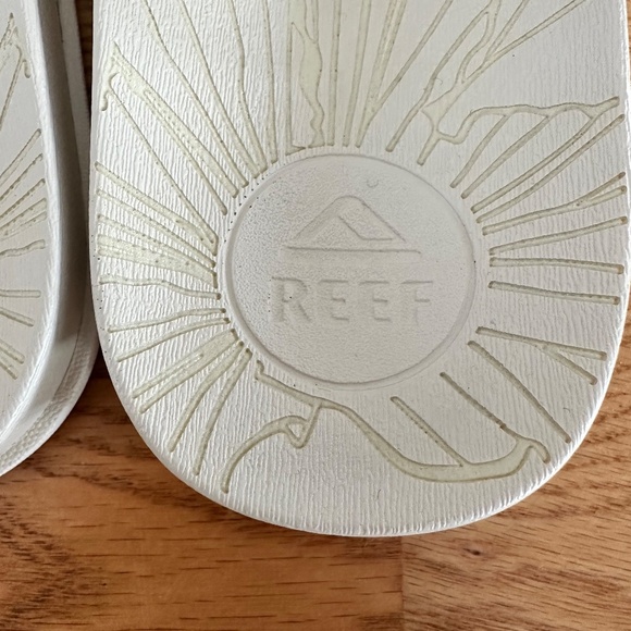 REEF Cushion Vera Cruz Sandal - White - Size 6 - Picture 6 of 8